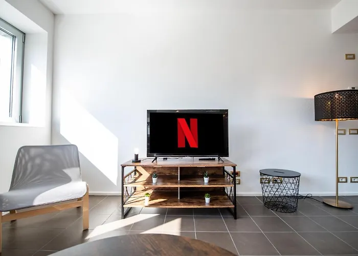 350 M Dalla Stazione L Parcheggio Free L Nova Loft Parme