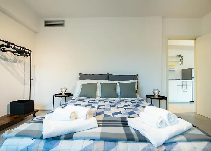 350 M Dalla Stazione L Parcheggio Free L Nova Loft * Parme