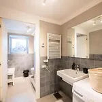 Appartamento 350 M Dalla Stazione L Parcheggio Free L Nova Loft