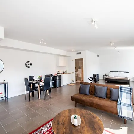 Lägenhet 350 M Dalla Stazione L Parcheggio Free L Nova Loft