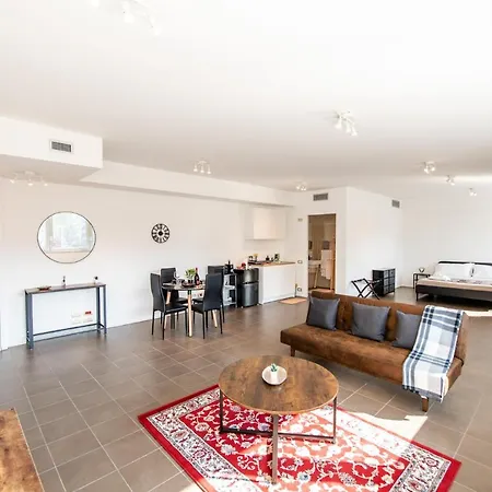 Apartmán 350 M Dalla Stazione L Parcheggio Free L Nova Loft *