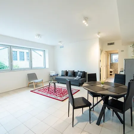 Apartmán 350 M Dalla Stazione L Parcheggio Free L Nova Loft Parma