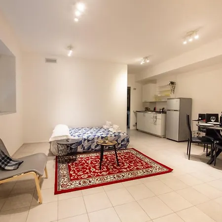 Appartamento 350 M Dalla Stazione L Parcheggio Free L Nova Loft