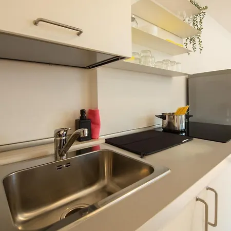 Apartmán 350 M Dalla Stazione L Parcheggio Free L Nova Loft *