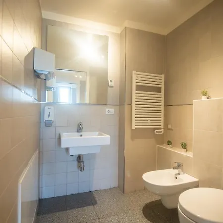 350 M Dalla Stazione L Parcheggio Free L Nova Loft Apartamento Parma