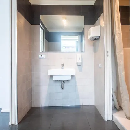 350 M Dalla Stazione L Parcheggio Free L Nova Loft Lägenhet *