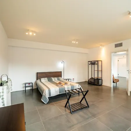 350 M Dalla Stazione L Parcheggio Free L Nova Loft Апартаменти