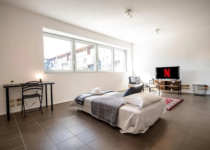 350 M Dalla Stazione L Parcheggio Free L Nova Loft Apartment Parma