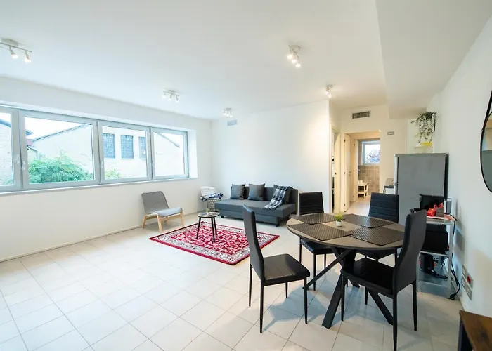 Apartment 350 M Dalla Stazione L Parcheggio Free L Nova Loft Parma