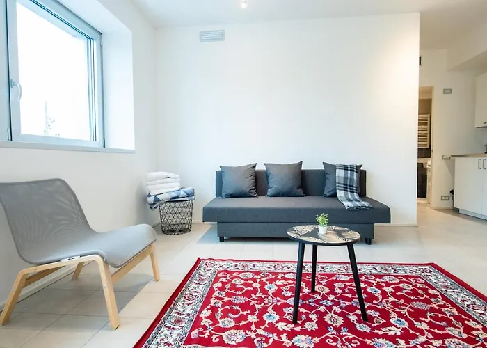 350 M Dalla Stazione L Parcheggio Free L Nova Loft Apartment