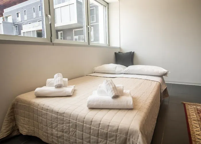 350 M Dalla Stazione L Parcheggio Free L Nova Loft Apartment